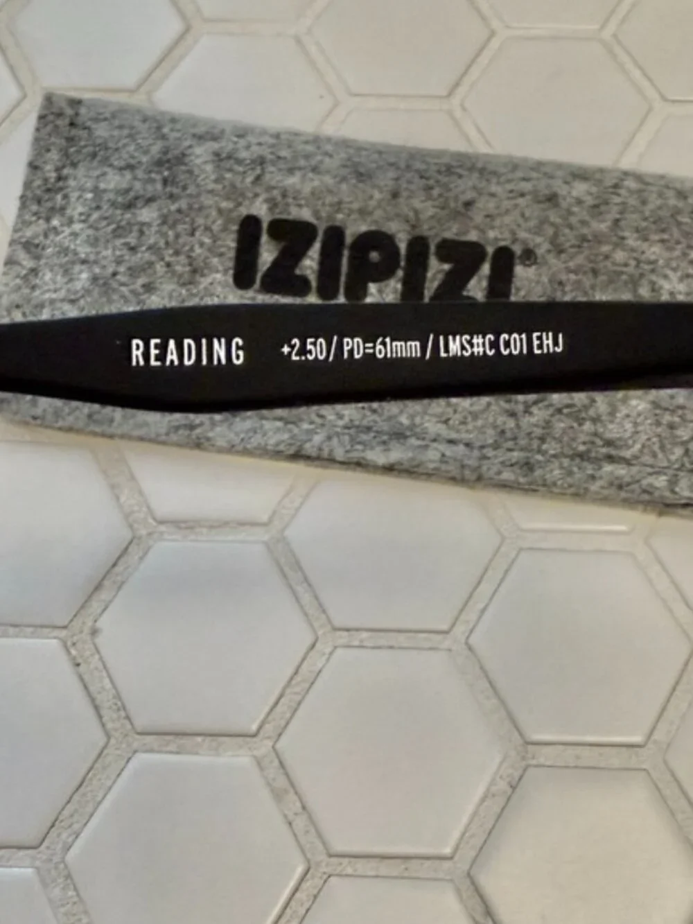 IZIPIZI Paris Green Reading Glasses Readers +2.50 w/ Felt Case